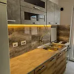 On The Main Square スコピエ