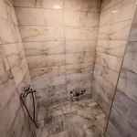 アパート On The Main Square スコピエ