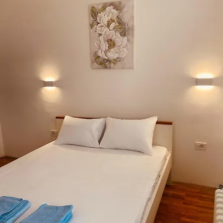 On The Main Square Apartament *