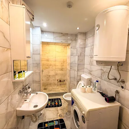 Appartement On The Main Square Skopje