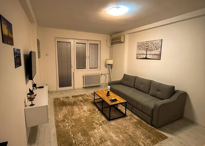 On The Main Square Appartement *