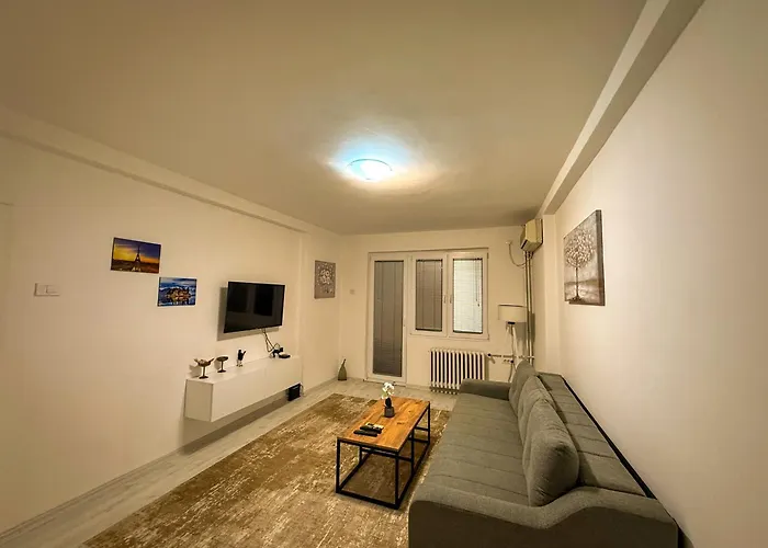 On The Main Square Appartement *