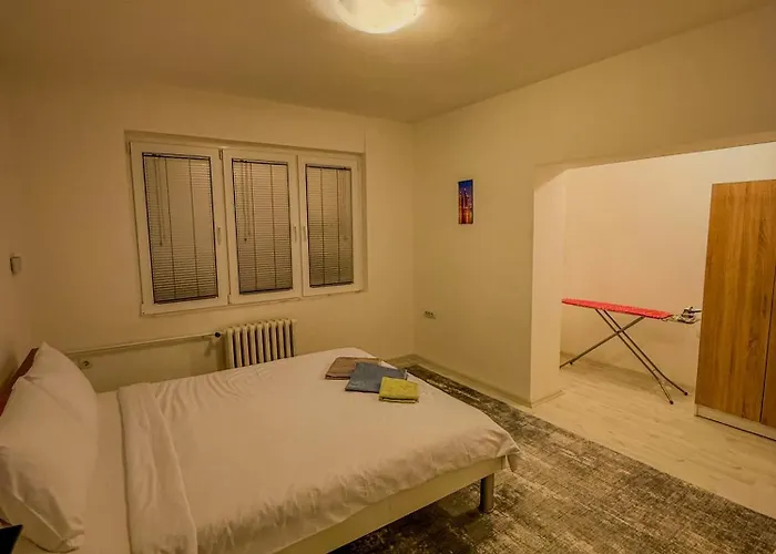 On The Main Square Appartement *